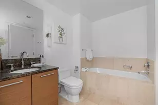 301 Mission St 9D, San Francisco, CA 94105 - Photo 15