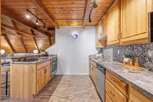 18081 Redwood Drive, Los Gatos, CA 95033 - Photo 17