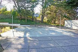 20 Silk Tree Pl, Hillsborough, CA 94010 - Photo 13