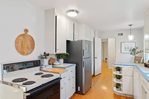 1527 Laurel Pl, Menlo Park, CA 94025 - Photo 11