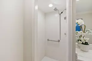 20 Campo Bello Ct, Menlo Park, CA 94025 - Photo 13