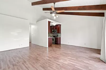 158 Kern St 10, Salinas, CA 93905 - Photo 7