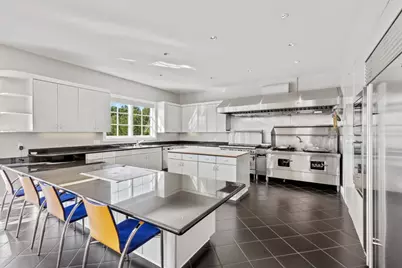 15 Boroughwood Pl, Hillsborough, CA 94010 - Photo 27