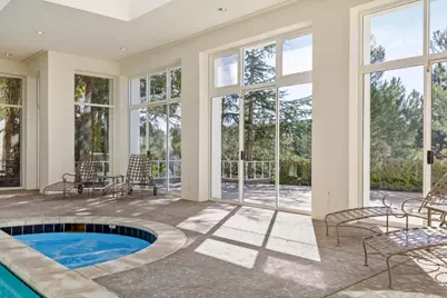 15 Boroughwood Pl, Hillsborough, CA 94010 - Photo 101