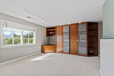 15 Boroughwood Pl, Hillsborough, CA 94010 - Photo 55