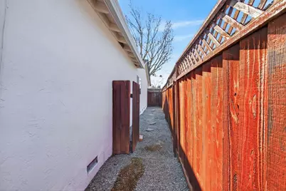 4012 Laurelglen Ct, San Jose, CA 95118 - Photo 47