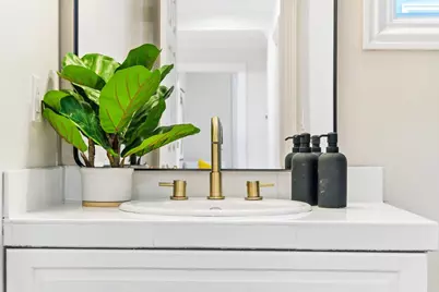 1466 Alvarado Ave, Burlingame, CA 94010 - Photo 37