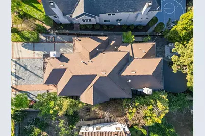 1466 Alvarado Ave, Burlingame, CA 94010 - Photo 61