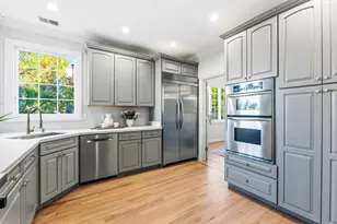 1466 Alvarado Ave, Burlingame, CA 94010 - Photo 17