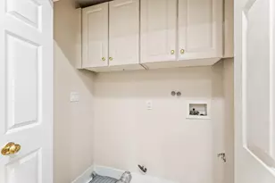 1466 Alvarado Ave, Burlingame, CA 94010 - Photo 39