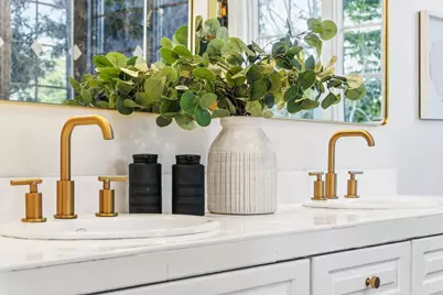 1466 Alvarado Ave, Burlingame, CA 94010 - Photo 53