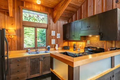 26181 Valley View Ave, Carmel, CA 93923 - Photo 11