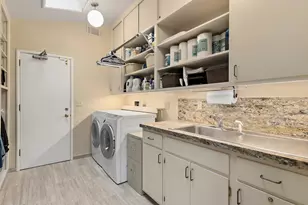 1200 Woodland Ave, Menlo Park, CA 94025 - Photo 17