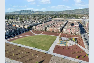 1391 Lee Pl, San Jose, CA 95131 - Photo 31