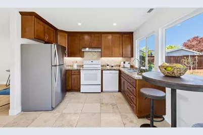 2877 Bellini Ct, San Jose, CA 95132 - Photo 11