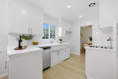 681 Coakley Dr, San Jose, CA 95117 - Photo 11