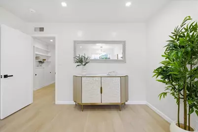 681 Coakley Dr, San Jose, CA 95117 - Photo 17