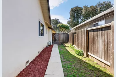 2135 W Hedding St, San Jose, CA 95128 - Photo 25