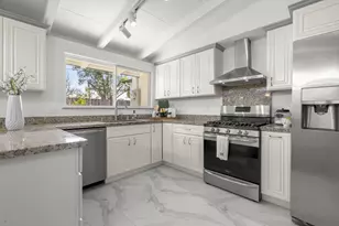 710 Lakechime Dr, Sunnyvale, CA 94089 - Photo 7