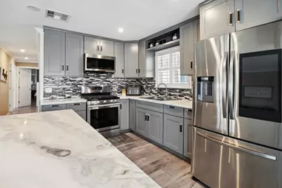 500 W 10th St 79, Gilroy, CA 95020 - Photo 9