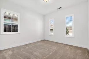 2080 White Oak Dr, Hollister, CA 95023 - Photo 5