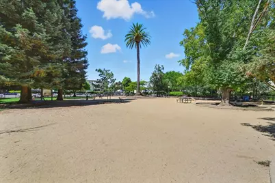 549 Emerald Ave, San Carlos, CA 94070 - Photo 131
