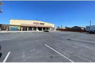 1260 Fourth St, Hollister, CA 95023 - Photo 5