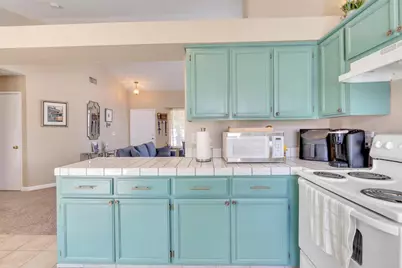 648 Pismo Way, Los Banos, CA 93635 - Photo 19