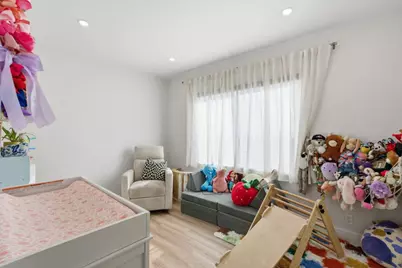 8622 Thermal St, Oakland, CA 94605 - Photo 9