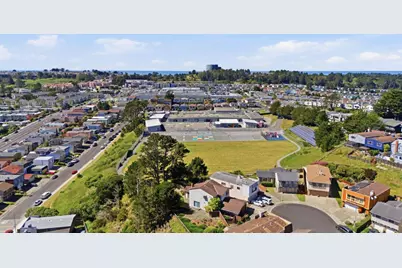 276 Dennis Dr, Daly City, CA 94015 - Photo 57