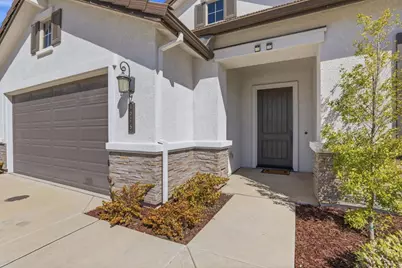 1575 Sunflower Dr, Hollister, CA 95023 - Photo 3