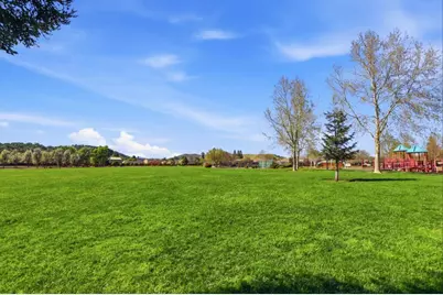 9554 Rodeo Dr, Gilroy, CA 95020 - Photo 35