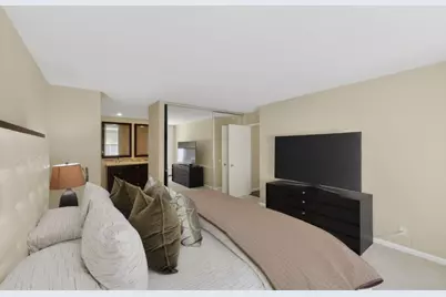 31 Barcelona Cir, Redwood City, CA 94065 - Photo 19