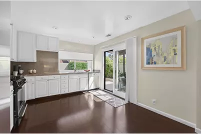 31 Barcelona Cir, Redwood City, CA 94065 - Photo 7