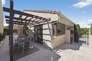 31 Barcelona Cir, Redwood City, CA 94065 - Photo 9