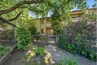 22475 McClellan Rd, Cupertino, CA 95014 - Photo 31