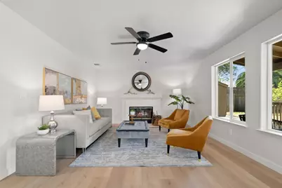 2170 Clearview Dr, Hollister, CA 95023 - Photo 17