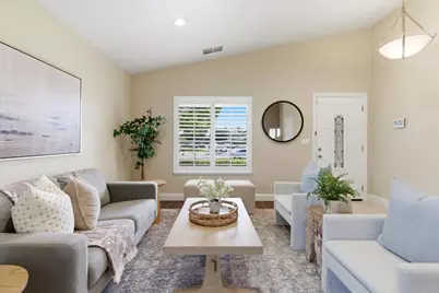 810 Capitola Dr, Hollister, CA 95023 - Photo 5