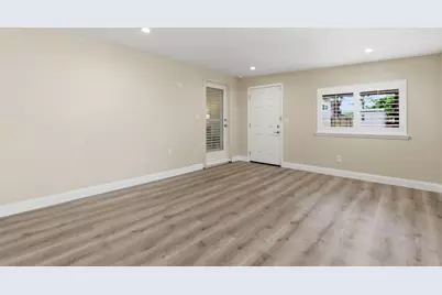 810 Capitola Dr, Hollister, CA 95023 - Photo 25