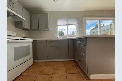 2141 Lacsa Ct, San Jose, CA 95116 - Photo 3