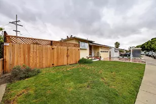 1094 Bermuda Dr, San Mateo, CA 94403 - Photo 3