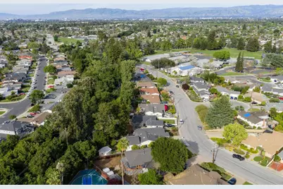 216 Rodonovan Dr, Santa Clara, CA 95051 - Photo 63