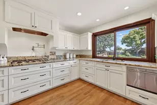 216 Rodonovan Dr, Santa Clara, CA 95051 - Photo 13