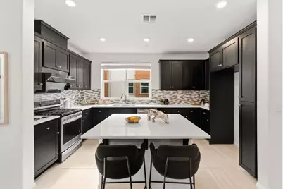 Nevets Ln, San Jose, CA 95133 - Photo 5