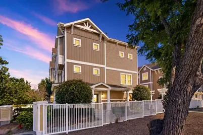 1950 Cambridge Dr, Mountain View, CA 94043 - Photo 1