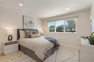 27133 Adonna Ct, Los Altos Hills, CA 94022 - Photo 23