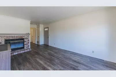1052 Padre Dr 3, Salinas, CA 93901 - Photo 5
