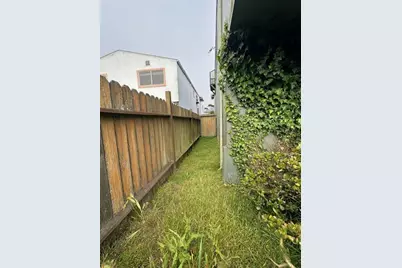 295 Edgewood Dr, Pacifica, CA 94044 - Photo 29