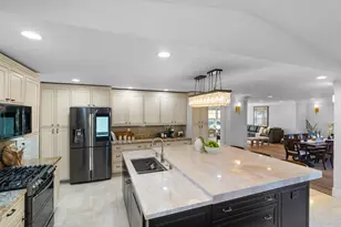 3817 Muirwood Dr, Pleasanton, CA 94588 - Photo 13