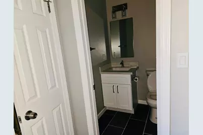 2936 Peachtree Dr 2, Stockton, CA 95203 - Photo 13